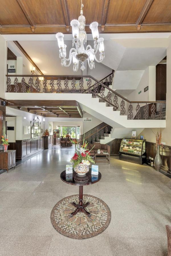 Club Mahindra Naukuchiatal Hotel Nainital Ngoại thất bức ảnh